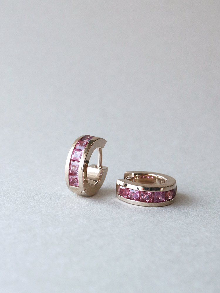 Hug Earrings - 귀걸이, 원터치, 사파이어